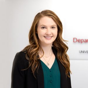 Julie Stamm Headshot