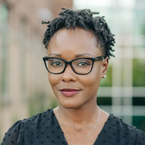 Latoya Holiday Headshot