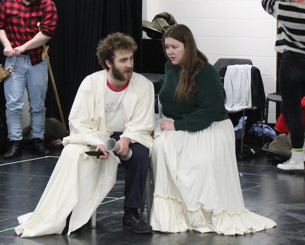 Malcolm McCanles and Hannah Rehfeldt as Macbeth and Lady Macbeth in rehearsal