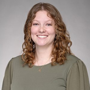Dani Magasano Headshot