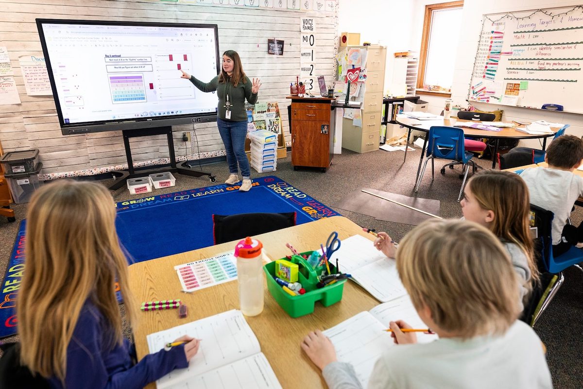 Straub Teaching