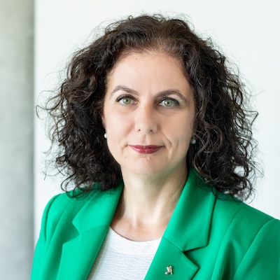 Portrait photo of Maja Videnovik, who is from North Macedonia.